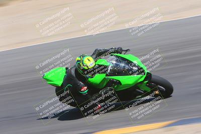 media/Oct-01-2023-SoCal Trackdays (Sun) [[4c570cc352]]/Turn 10 Inside (1250pm)/